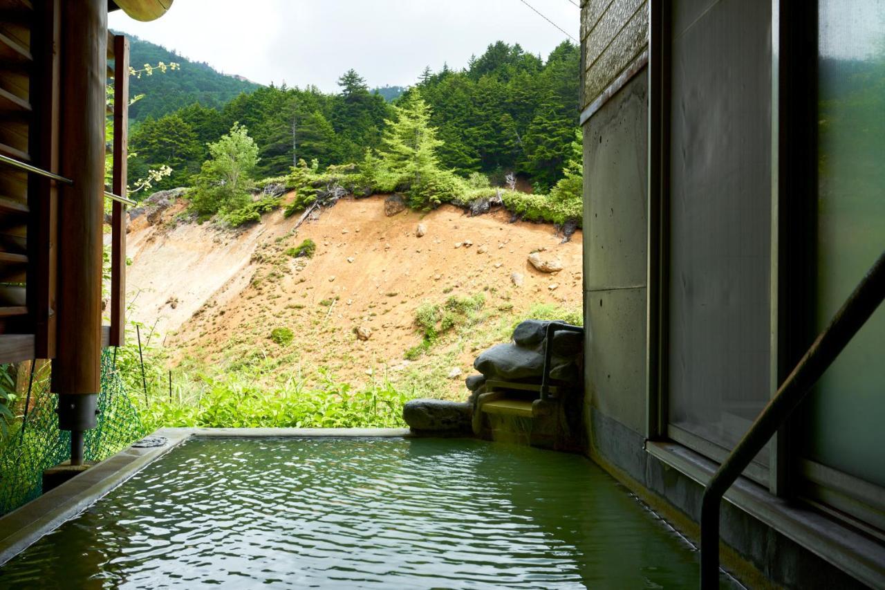 Manza Kogen Hotel Tsumagoi Exterior photo